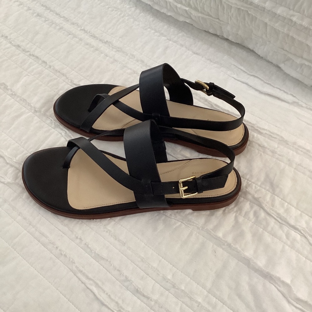 Cole Hahn Sandal Size 9